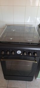 Plynovy sporak INDESIT RETRO - 2