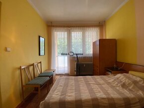 NA PREDAJ: 3 izb.byt v širšom CENTRE + BALKON + 2x murovaná  - 2