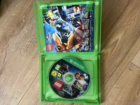 Lego Jurrasic World hra X-box one - 2