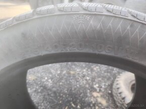 275/40 R20 - 2