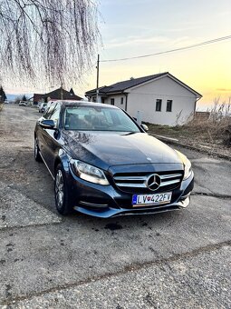 Zdravim predam Mercedes c220 blutec - 2