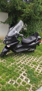 Predám Piaggio X-Evo 125 v TP, reálne 200 - 2