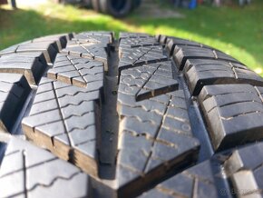 215/70 r16 zimne pneumatiky - 2