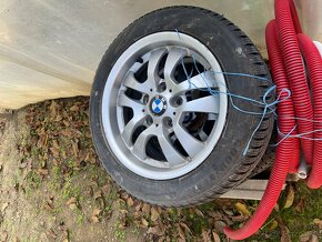 205/55 R16 goodyear ultragrip 9+ BMW - 2