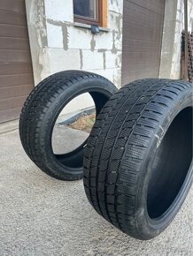 Zimné pneu 245/40 R19 98V - 2