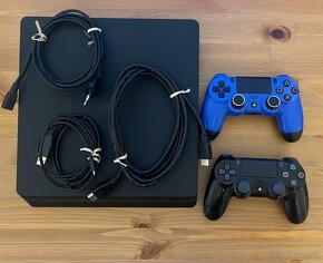 PS 4 SLIM 1TB - 2