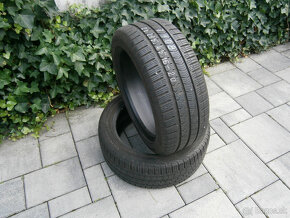 Predám 2x zimné pneu VREDESTEIN 215/45 R16 90VXL - 2