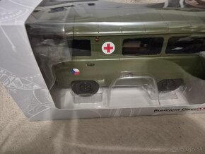 Uaz 452 1:18 - 2