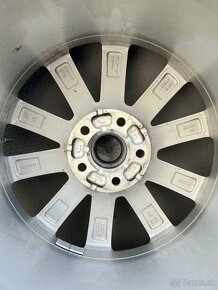 Elektróny VW r18 zimné pneumatiky 255/60 r18 - 2