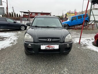 Hyundai Tucson - 2