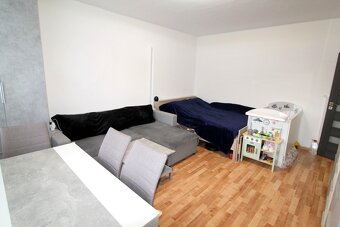 2-izbový byt s loggiou na predaj /45 m2/ Žilina - Hájik - 2