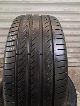 Pirelli letné 225/45/R18 - 2