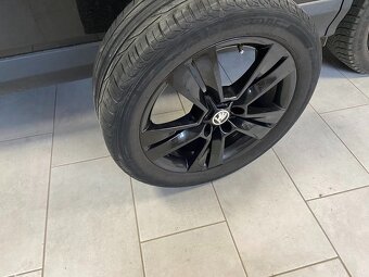 18''orig. alu ŠKODA KAROQ  R18 ET 43 - 2