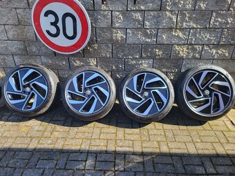 20" NOVÉ Letní VW Montreal ID.7 Original Alu 235/45/ 255/40 - 2