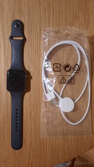 Predám čierne hodinky zn. apple watch series 3. - 2