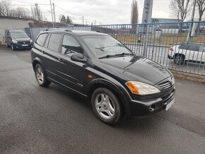 Ssangyong Kyron 4x4 2,0 cdi Mercedes motor - 2