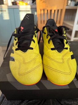 predam Adidas Predator 24 club 39 1/3 - 2