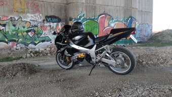 Suzuki GSXR 1000 K1 118Kw - 2