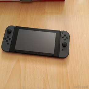 Nintendo switch grey - 2