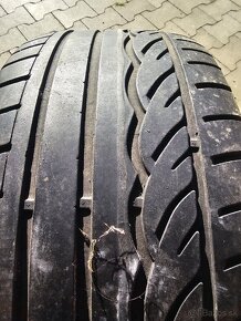 245 40 r18 Dunlop - 2