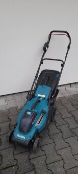 Akumulatorova kosačka Makita DLM 330 - 2