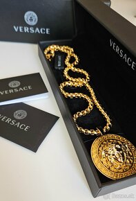 Versace nahrdelnik - 2