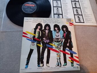 KISS  „Asylum „ /Casablanca  1985/+orig. vnut ob/texty , sk - 2