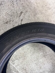 Pneu 235/55 R18 - 2