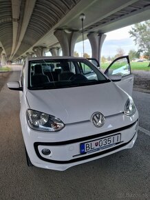 Volkswagen UP - 2