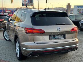 Volkswagen Touareg 3,0 TDI - 2