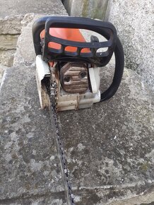 STIHL 211. - 2