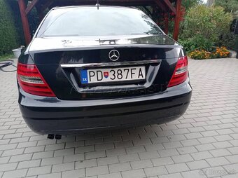 Mercedes Benz C220 - 2