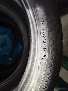 Nokian Tyres WR Snowproof P 215/50R18 - 2