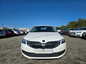 Škoda Octavia 1,6 TDi 85KW Ambiente - 2