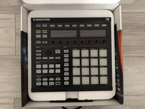 Native Instruments MASCHINE MK2 Groove Production Studio - 2