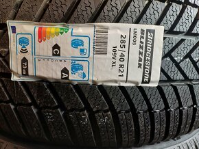 bridgestone blizzak lm005 285/40 R21 - 2