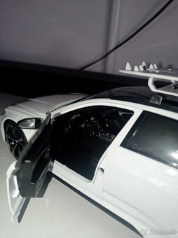 Audi RS6 Avant 1:18 - 2