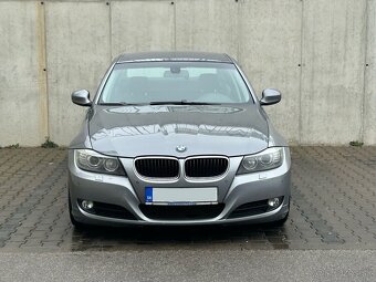 BMW rad 3 E90 320i 2009 SK - 2