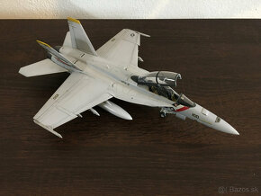 Model F-18F Super Hornet 1:72 - 2