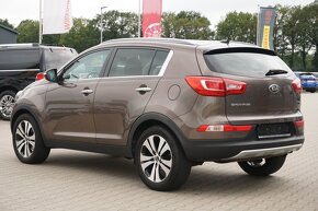 Kia Sportage 1.7crdi 85kw TOP - 2