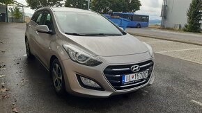 Hyundai i30 CW 1.6CRDi   42000km - kúpené v SR - 2