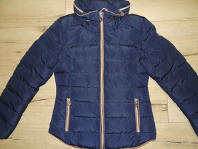 Moncler Duvet, Peak Performance a Tommy Hilfiger parka - 2