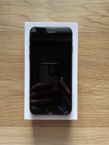 Predám iPhone 7 32GB (2016) - 2