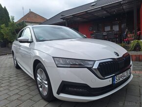 Škoda Octavia Combi 2.0 TDI SCR Joy DSG - 2