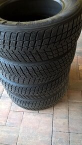 ZIMNÉ 235/65 R17 4 ks NEXEN 6 mm  a 2 ks MICHELIN cca 6-7 mm - 2