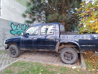 Hilux 2,4TD 4WD - 2