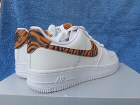 Tenisky NIKE AIR FORCE 1 '07, vel. 38 - 2