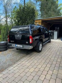 Nissan Navara 3.0 V6 - 2