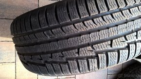 4 ks ZIMNÉ 215/45 R17 91V XL NOKIAN 8-9 mm AKO NOVÉ TOP STAV - 2