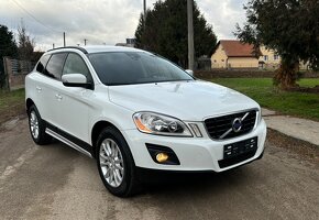 VOLVO XC60 2.4 D4 MOMENTUM MANUÁL - 2